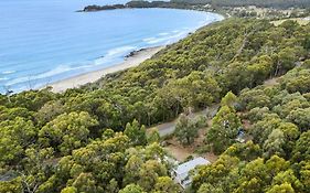High View House - Views Over Pirates Bay